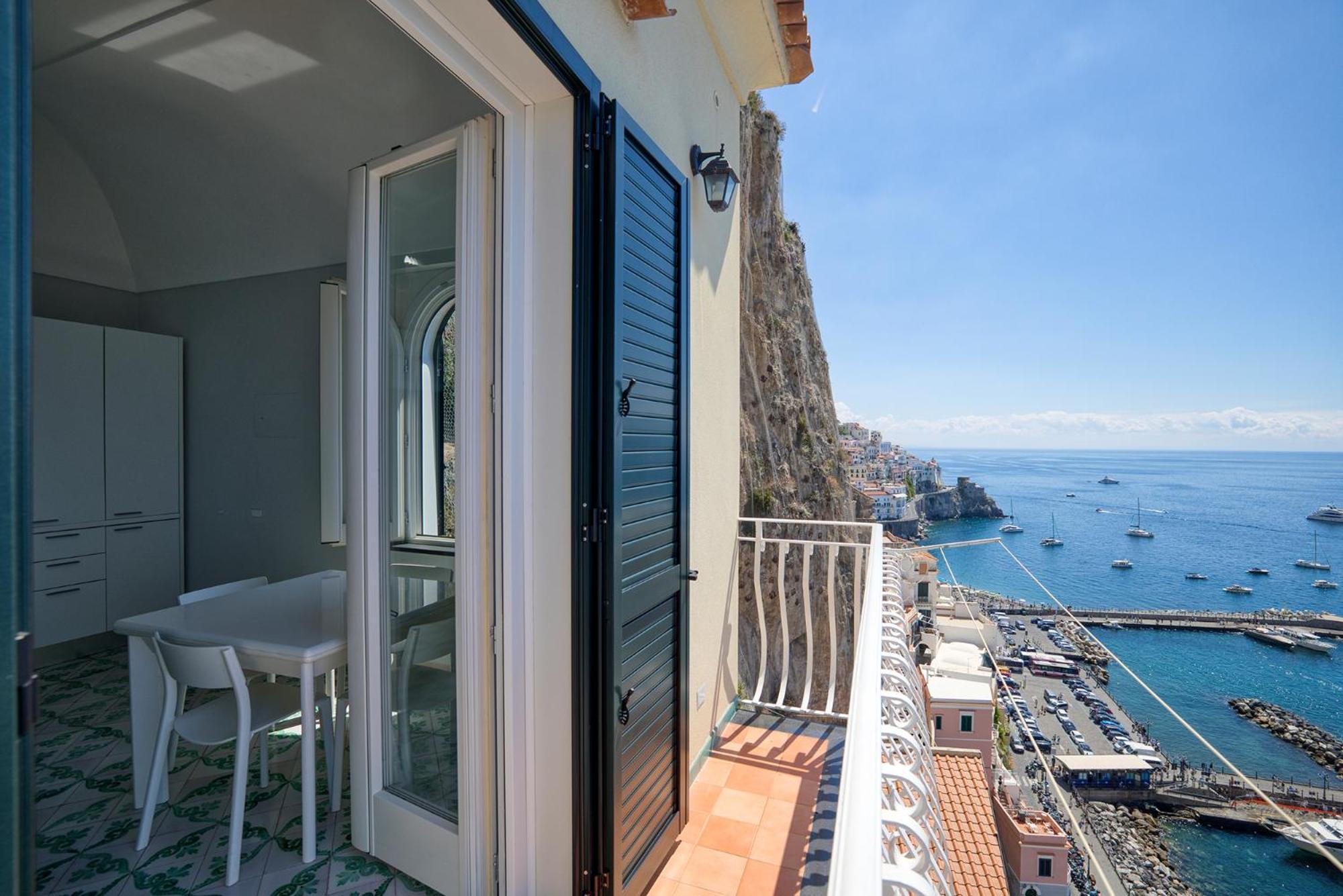 Apartments Amalfi Design Sea View Accessible By 250 Steps Exterior foto